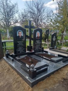 Бетонирование - Гранитные Памятники Пирамида (7)