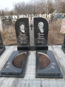 Двойной памятник (11)