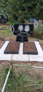 Двойной памятник (16)