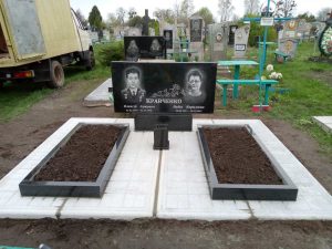 Двойной памятник (2)