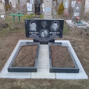 Двойной памятник (27)
