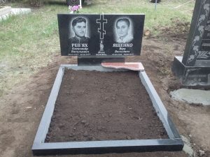 Двойной памятник (29)