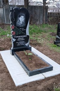 Одинарный памятник (30)