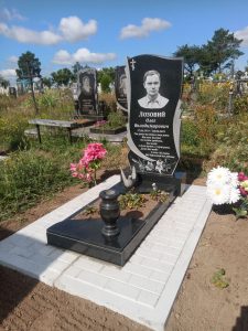 Одинарный памятник (35)
