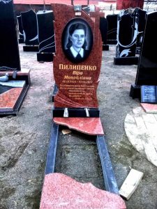 Одинарный памятник (44)